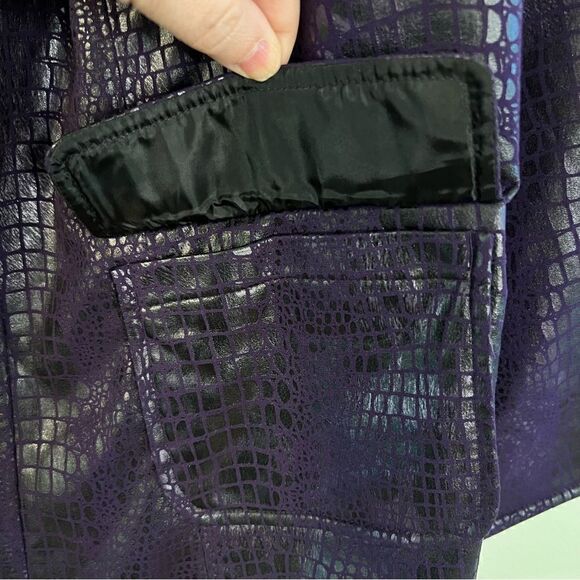 Susan Graver Style jacket size 1X faux reptile purple zip front fully lined - Picture 5 of 7